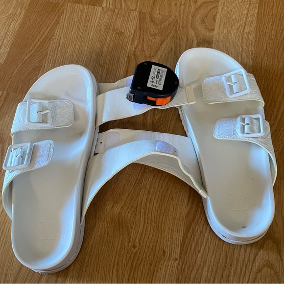 Louis Vuitton Mirabeau line slide sandals - Picture 9 of 17